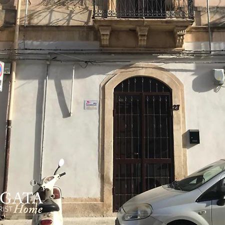 Borgata Home - Casa Vacanza Siracusa シラクーサ エクステリア 写真